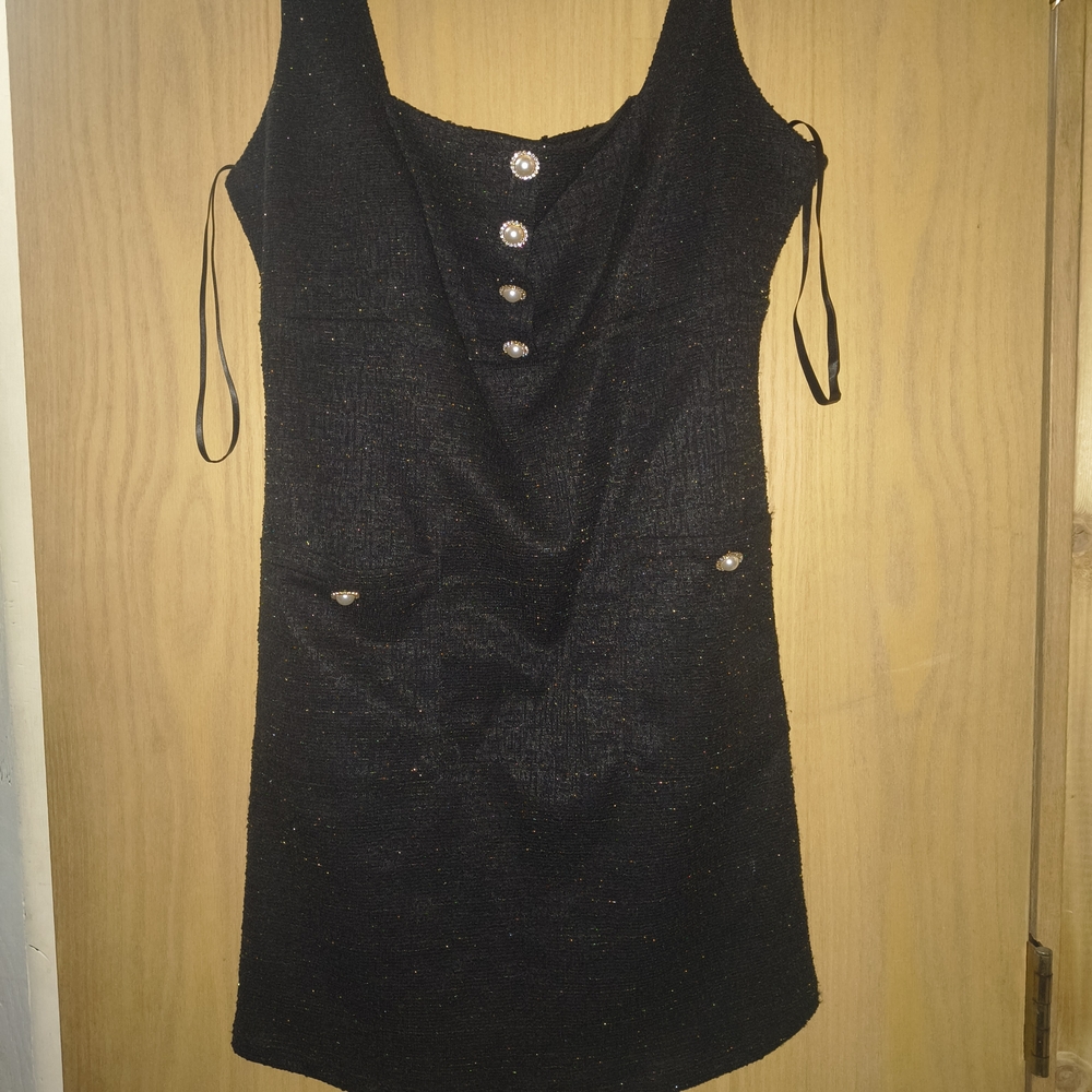 Elegant Black Sleeveless Dress